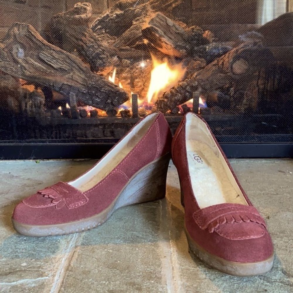 Cranberry sauce! UGG wedge heel